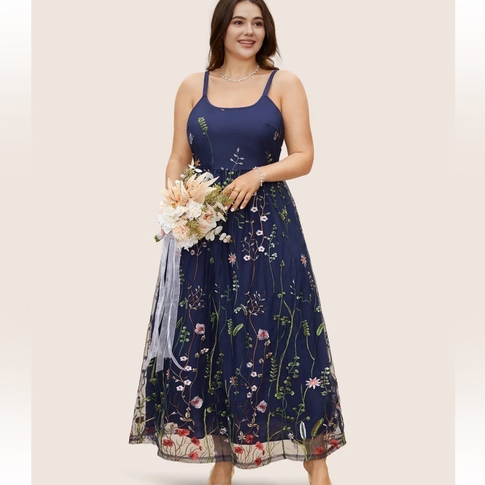 BloomChic U Neck Floral Embroidered Mesh Cami Dress us12